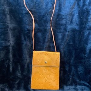 Louis Vuitton Crossbody